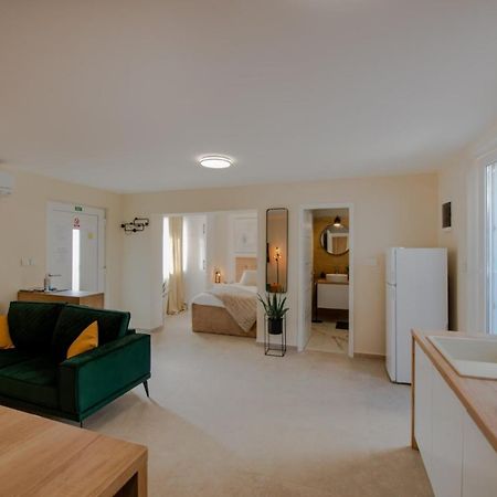 Studio Apartment Mare With Private Garden And Jacuzzi Vinkuran Luaran gambar