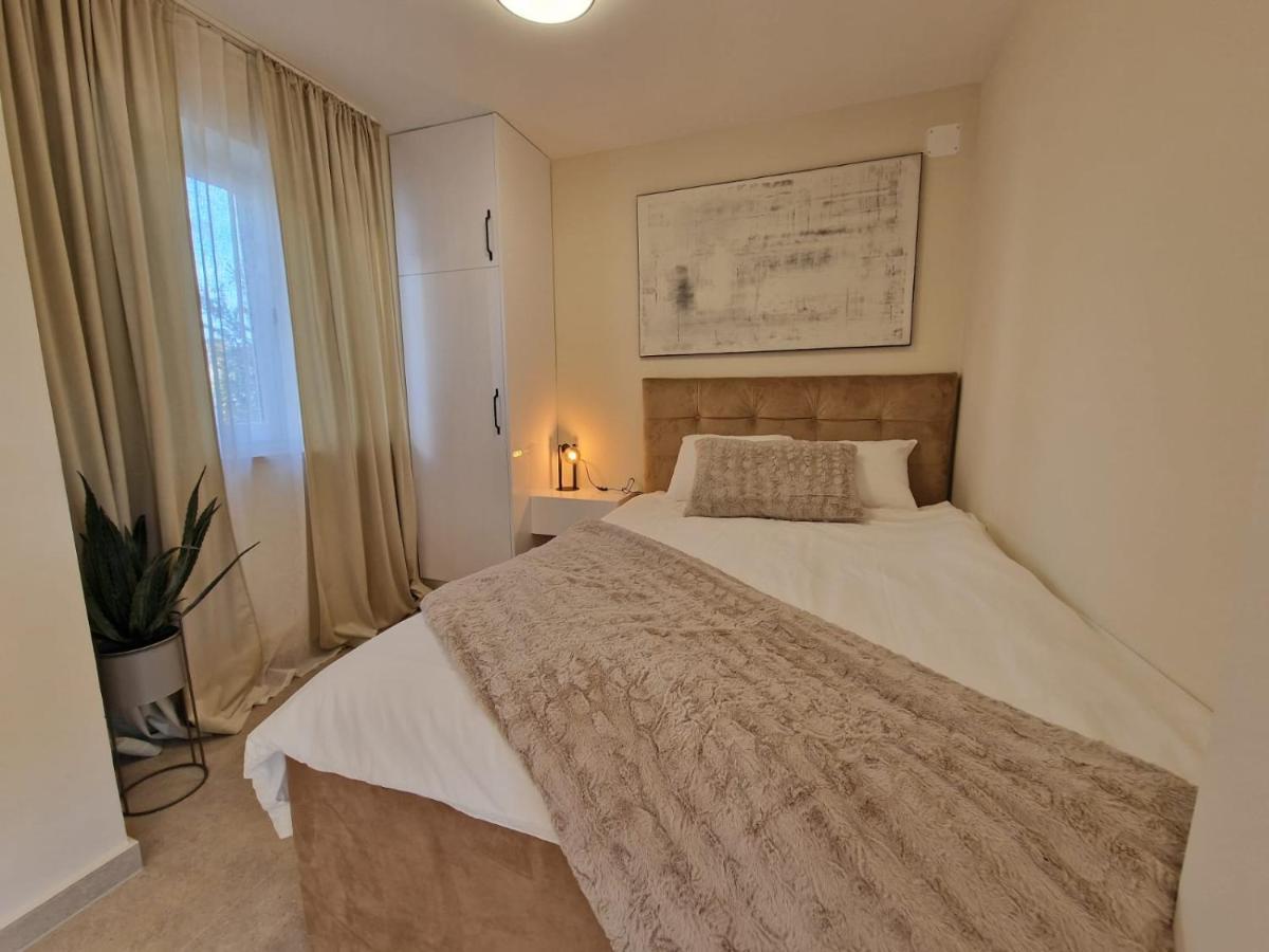 Studio Apartment Mare With Private Garden And Jacuzzi Vinkuran Luaran gambar