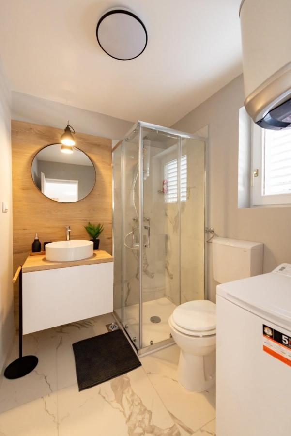 Studio Apartment Mare With Private Garden And Jacuzzi Vinkuran Luaran gambar