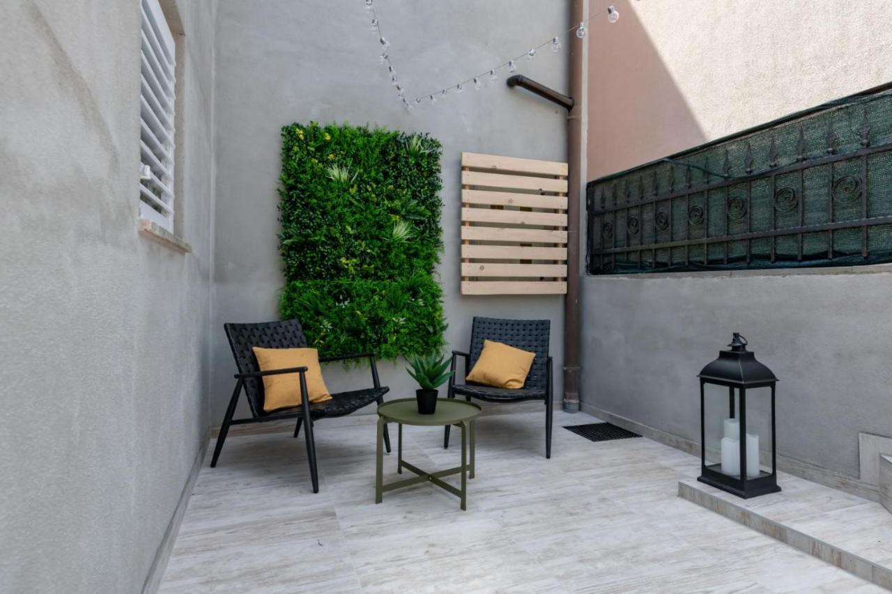 Studio Apartment Mare With Private Garden And Jacuzzi Vinkuran Luaran gambar